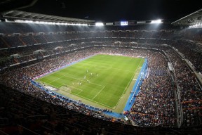 欧宝体育官网-王者归来！字母哥满血回归首战封神，公牛主场万人倒戈沸腾
